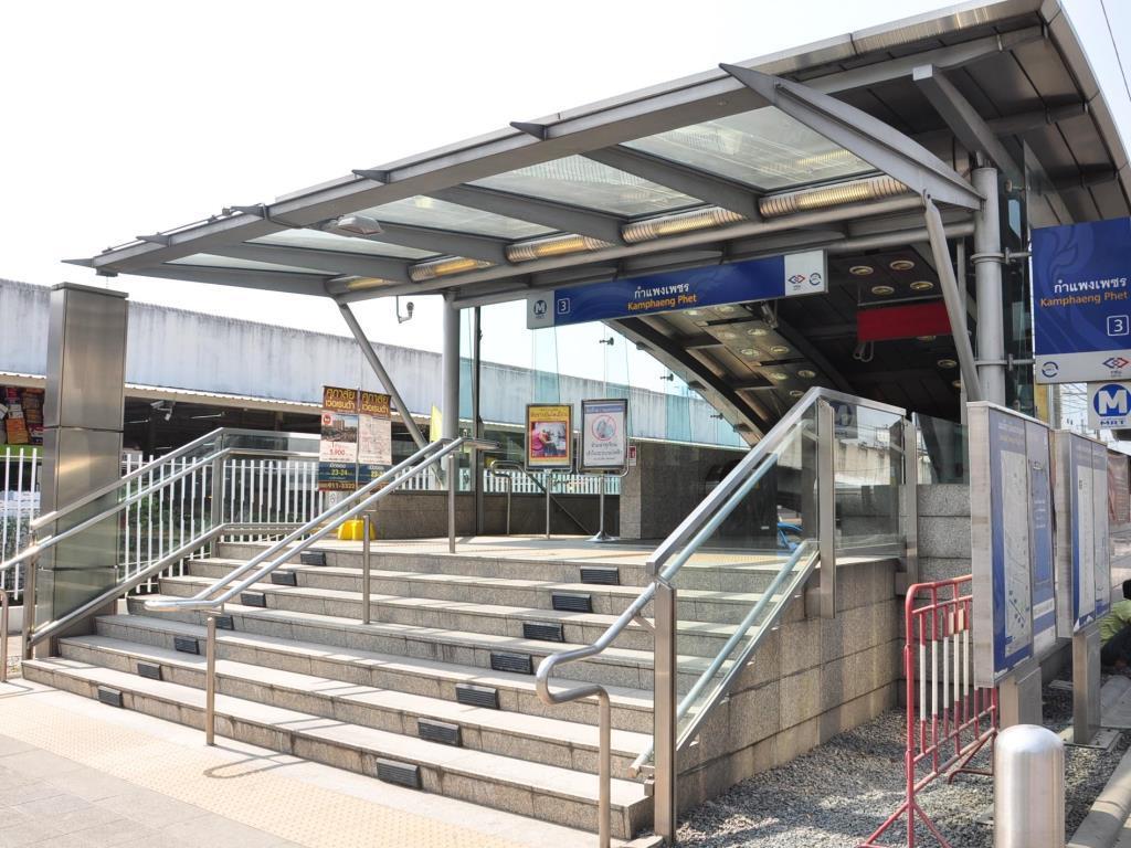 Baan Chatuchak Bangkok Kültér fotó